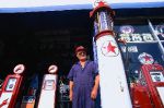 Gas station attendant - ���������